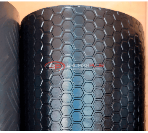 купить Автолинолеум черный соты – прочный и стильный в Москве